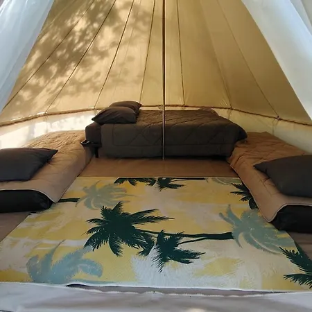 Bed & Breakfast Domaine De Calabel