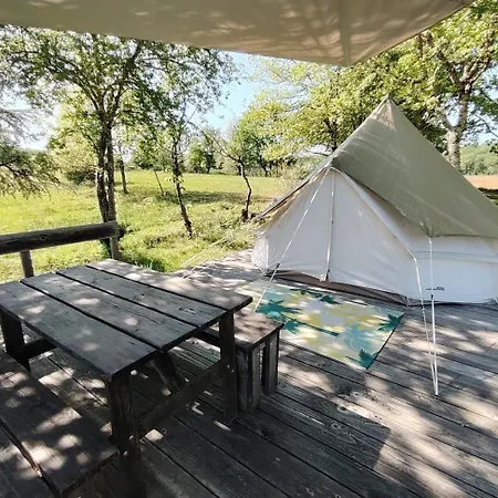 Bed & Breakfast Domaine De Calabel