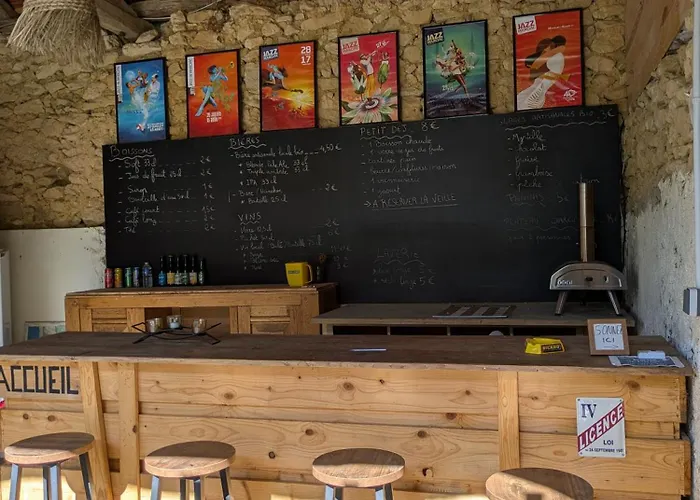 Bed and breakfast Domaine De Calabel Pouylebon