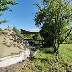 Domaine De Calabel Couette-café Pouylebon