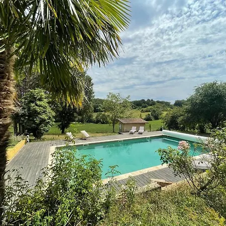 Domaine De Calabel فندق مبيت وإفطار Pouylebon