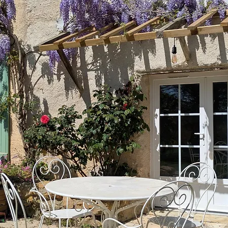 Domaine De Calabel فندق مبيت وإفطار *