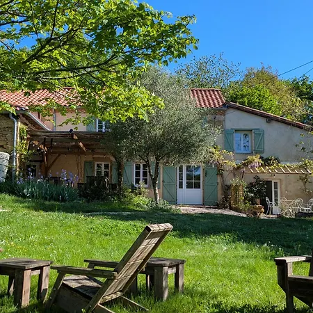 Domaine De Calabel فندق مبيت وإفطار *